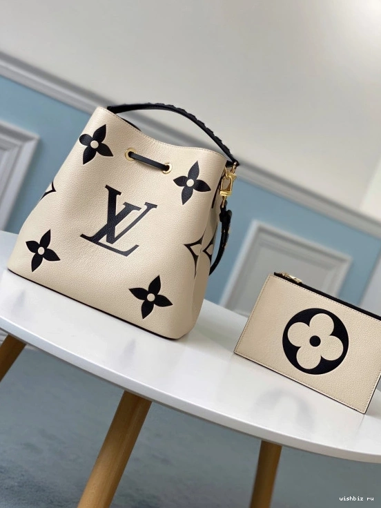 WIS LOUIS VUITTON NÉONOÉ 0107